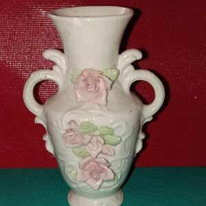 Vintage Porcelain Pink Rose Decorative Vase - Elegant Home Accent
